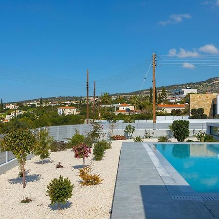 Villa Pleiades Paphos Exteriör bild