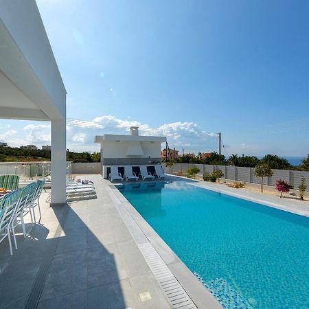 Villa Pleiades Paphos Exteriör bild